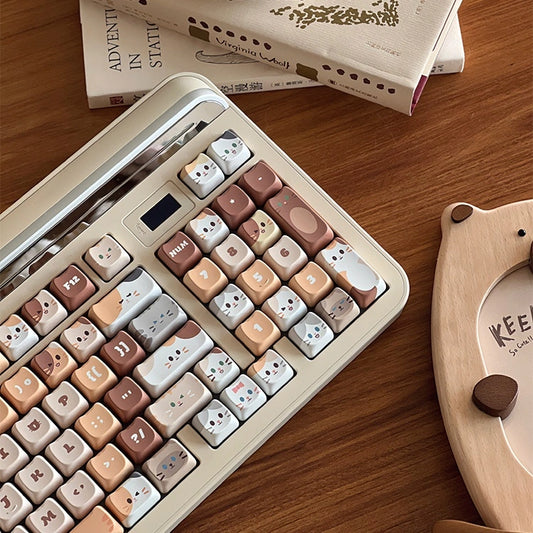 Cute cat-themed brown keycaps designed for gamer girls and cat lovers.