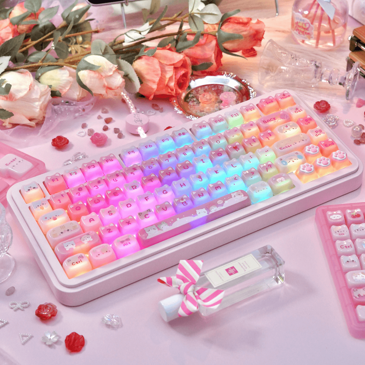 Strawberry Pudding Meow Keycap Set