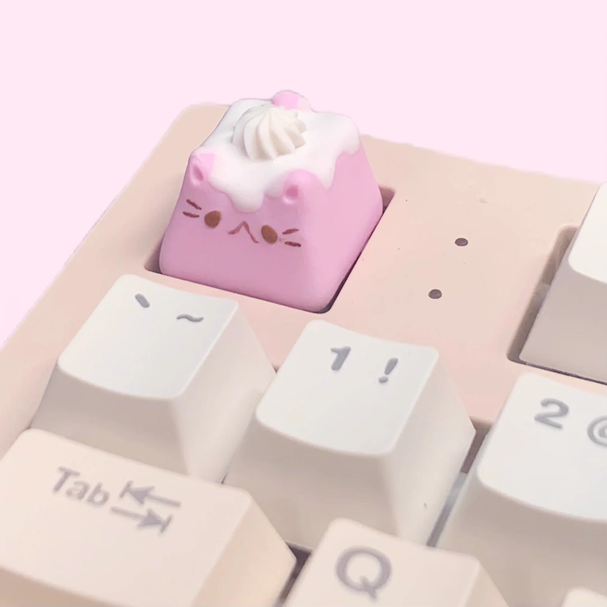 Handmade Cat Cupcake With Whipped Cream Frosting Mechanical Keyboard Keycap, Pink Cat