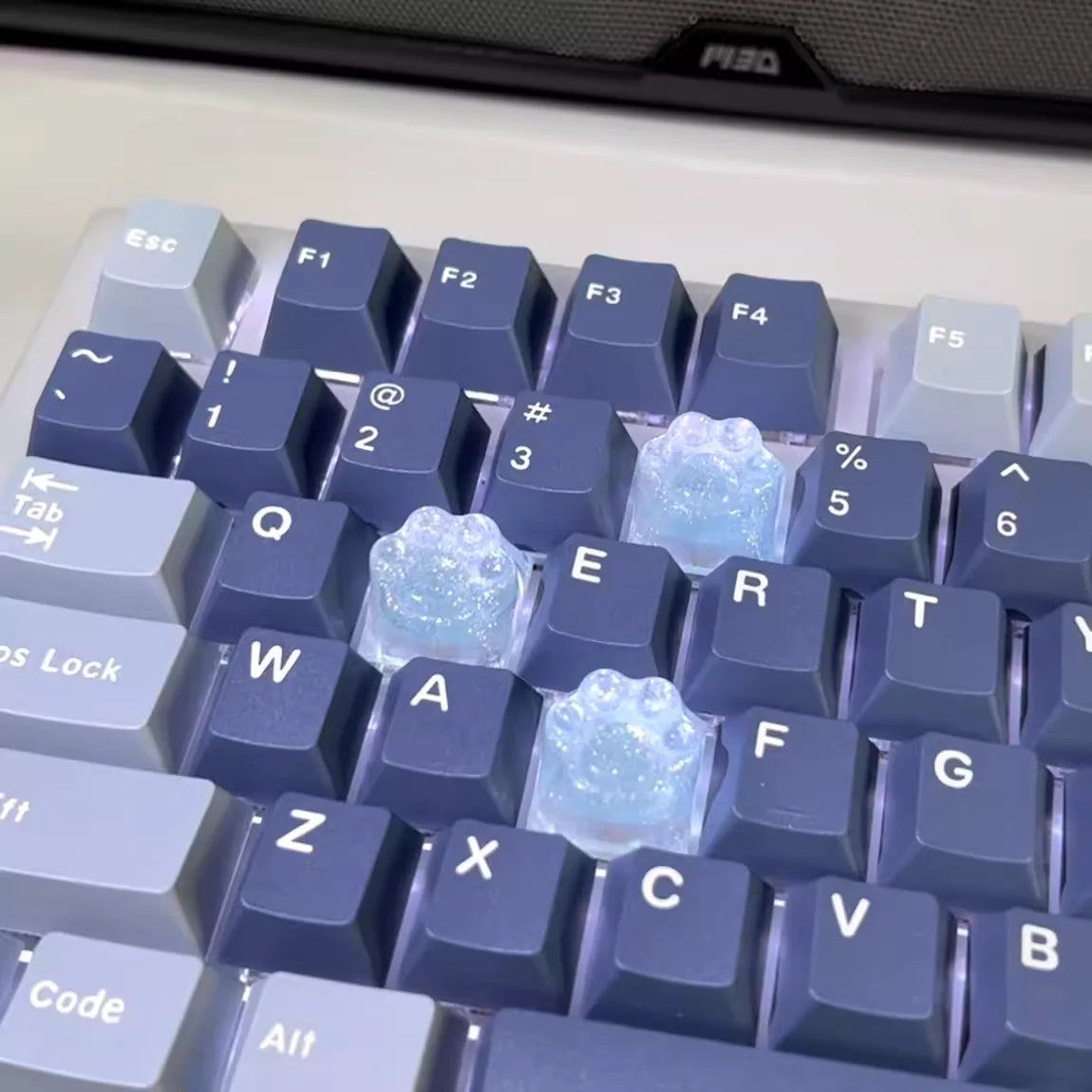 Shimmer Cat Paw Mechanical Keyboard Keycap Blue