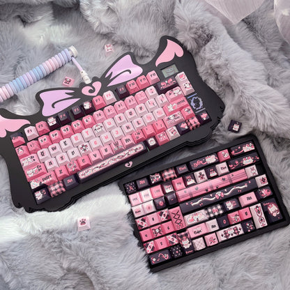 Black and pink cat-themed keycap set, perfect for gamer girls, Y2K fashion enthusiasts, and cat lovers.