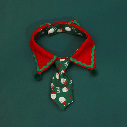 Elf-inspired green and plaid Festive Paws tie for pets, ideal for a holiday look.