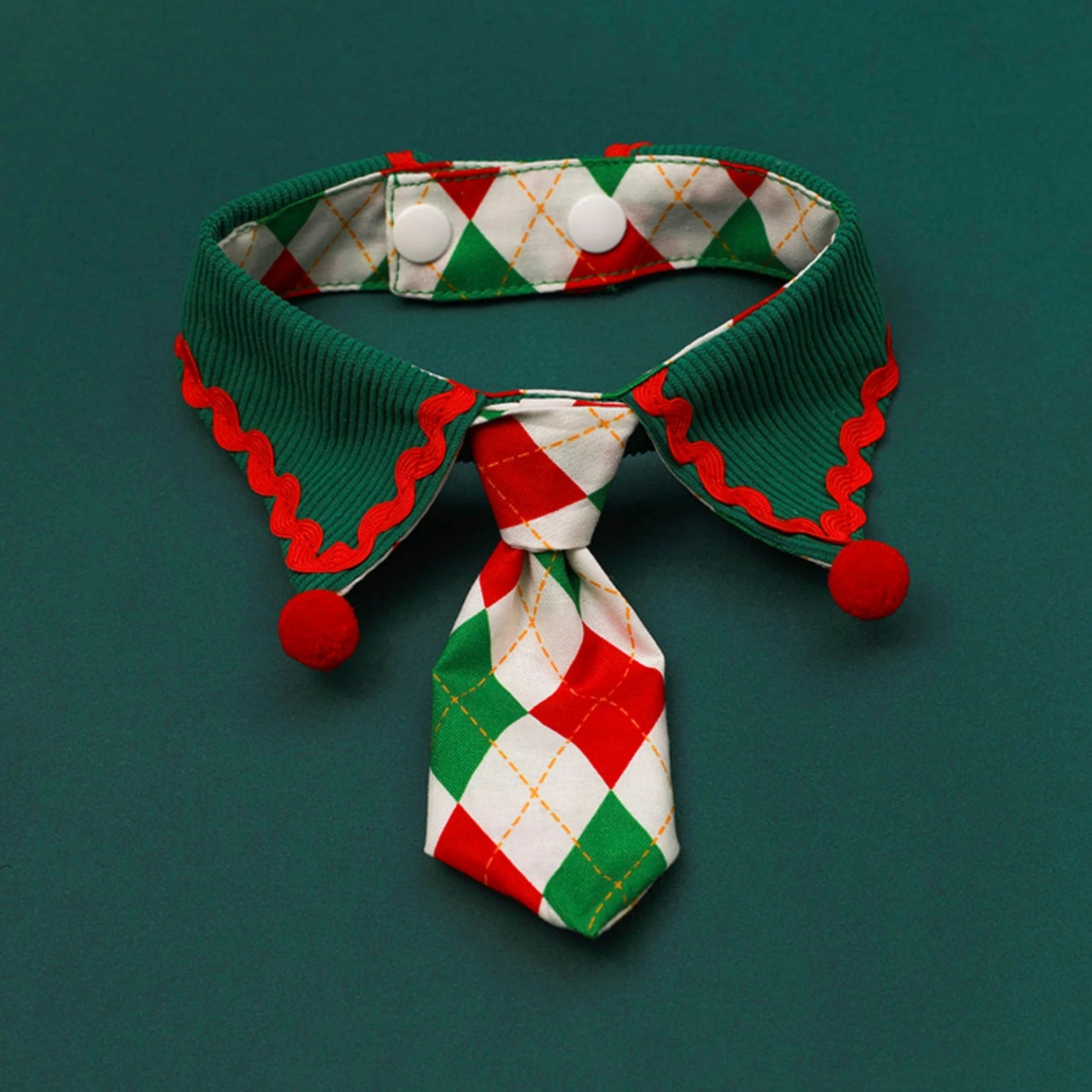 Christmas-themed pet tie with red, green, and plaid design for cats and dogs.